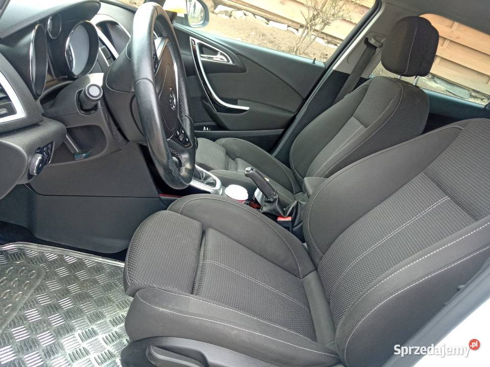 PIĘKNY OPEL ASRTRA Jawor