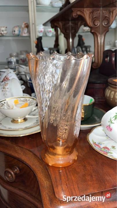 Wazon rozalinowe szkło Porcelana i szkło pomorskie Gdańsk