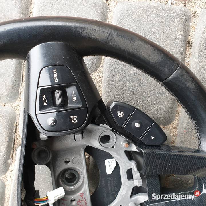 KIA CARENS IV KIEROWNICA SKORA MULTIFUNKCJA 14R osobowe kujawsko-pomorskie sprzedam