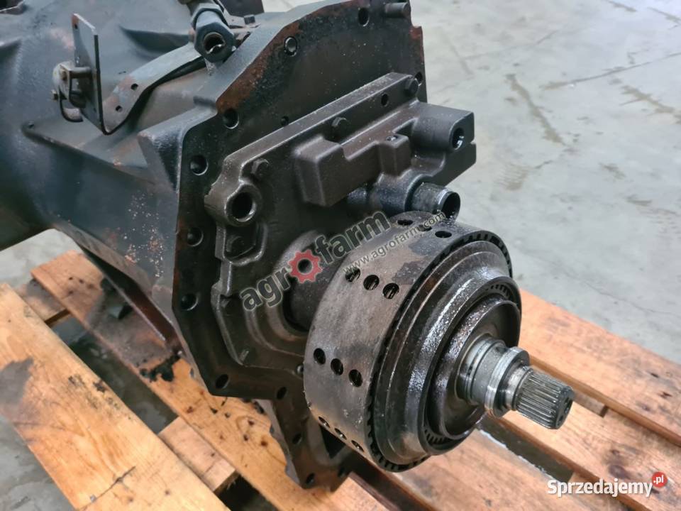 Skrzynia biegów Agrotron 61504 2093319026 Byków