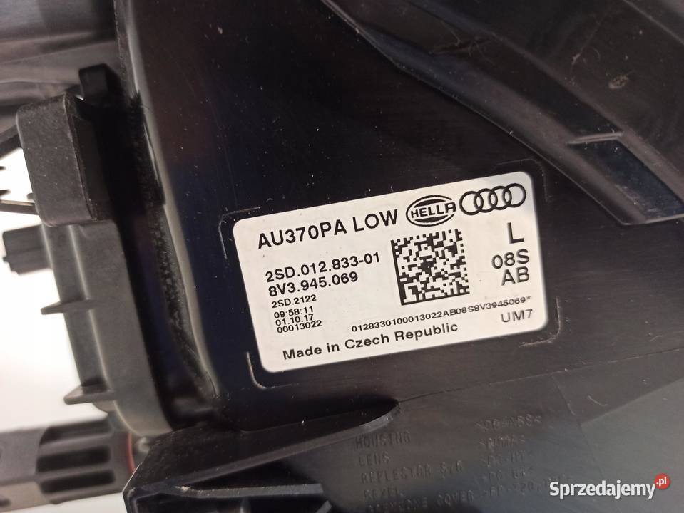 AUDI A3 8V HATCHBACK LAMPA LEWY TYŁ 8V3945069 Lampy przednie dolnośląskie