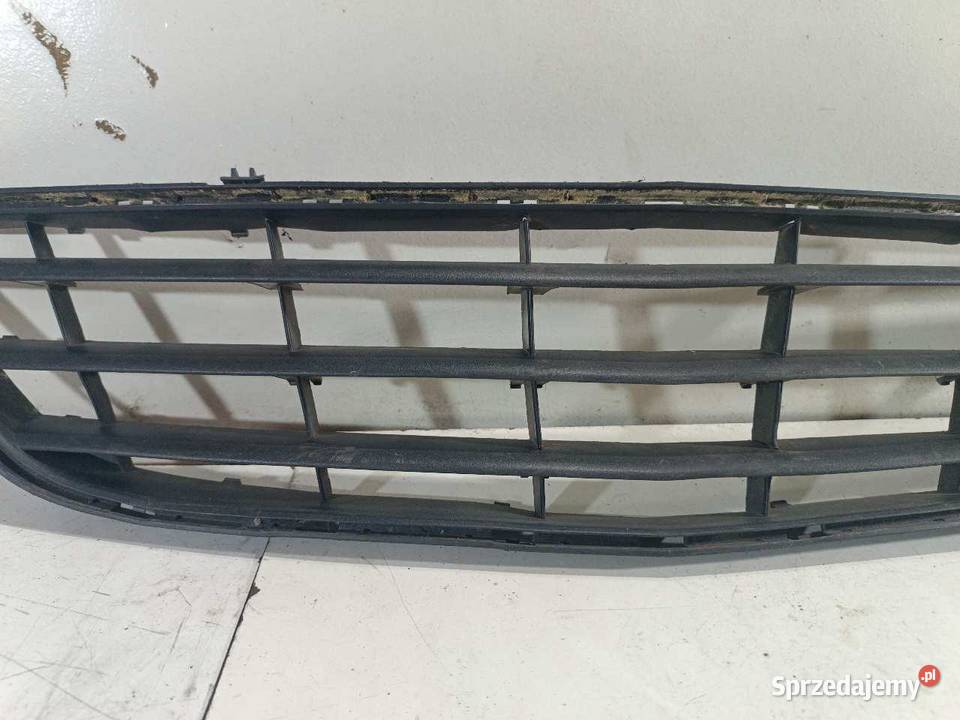 KRATKA ZDERZAKA PRZÓD OPEL CORSA D 13179942 Motoryzacja
