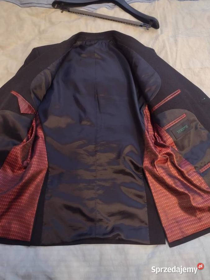 Garnitur młodzieżowy 164 wzrostu podkarpackie Komorów