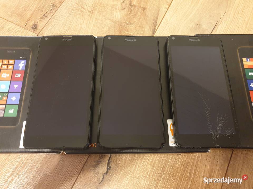Komplet używanych telefonów 15 sztuk Lumia 640 Pszczyna