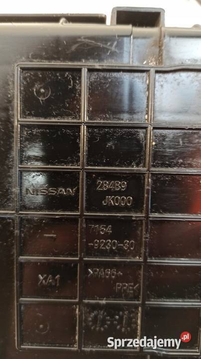 INFINITI G37 SKRZYNKA BEZPIECZNIKÓW 284B9 JK000 osobowe