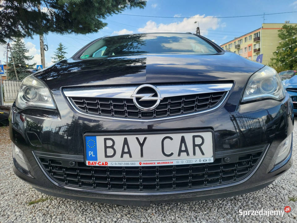 Opel Astra Sports Tourer 14 Turbo 140 100 aluminiowe felgi Pabianice sprzedam