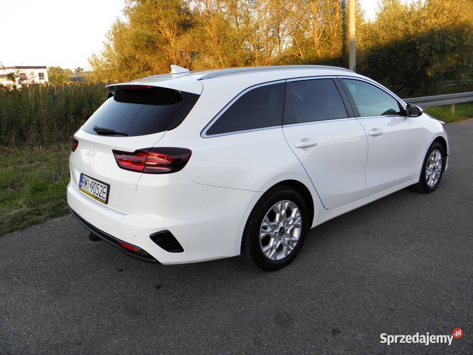 Kia Ceed 15 TGDI 160 NAVI kamera Tempomat FULL czujnik parkowania