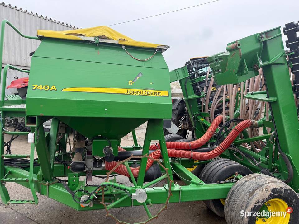 Siewnik zbożowy John Deere 740A Nowa Ruda