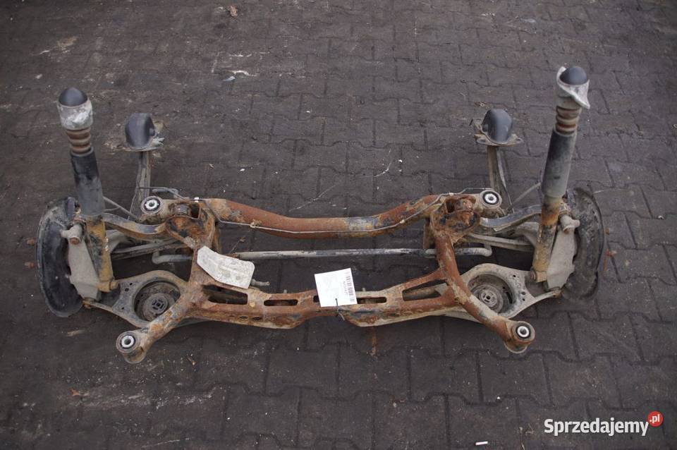 BELKA SANKI TYŁ VOLKSWAGEN PASSAT B6 Lipno