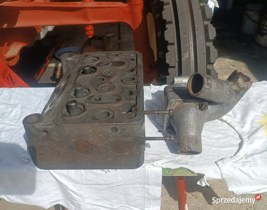 URSUS C325 głowica obudowa termostatu Czarna