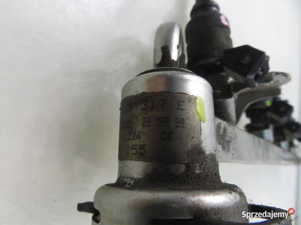 LISTWA WTRYSKOWA AUDI A3 8L 18 06A906031D Listwy wtryskowe