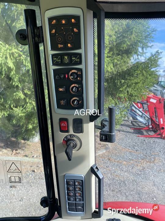 Ciągnik Massey Ferguson 6612 Dyna4 TUZ 2016r Massey Ferguson Biała