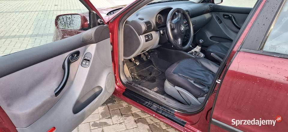 Seat Leon 2001r 16 Benzynaokazja 270km Leon Rybnik sprzedam