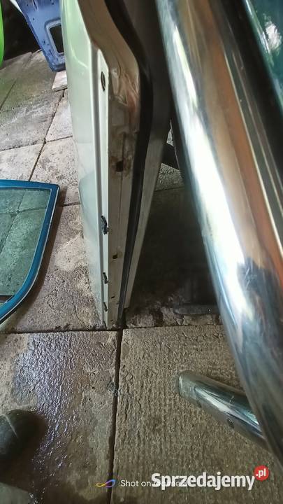 Mercedes 190 drzwi tylne lewe prawe W201 świętokrzyskie Skarżysko-Kamienna