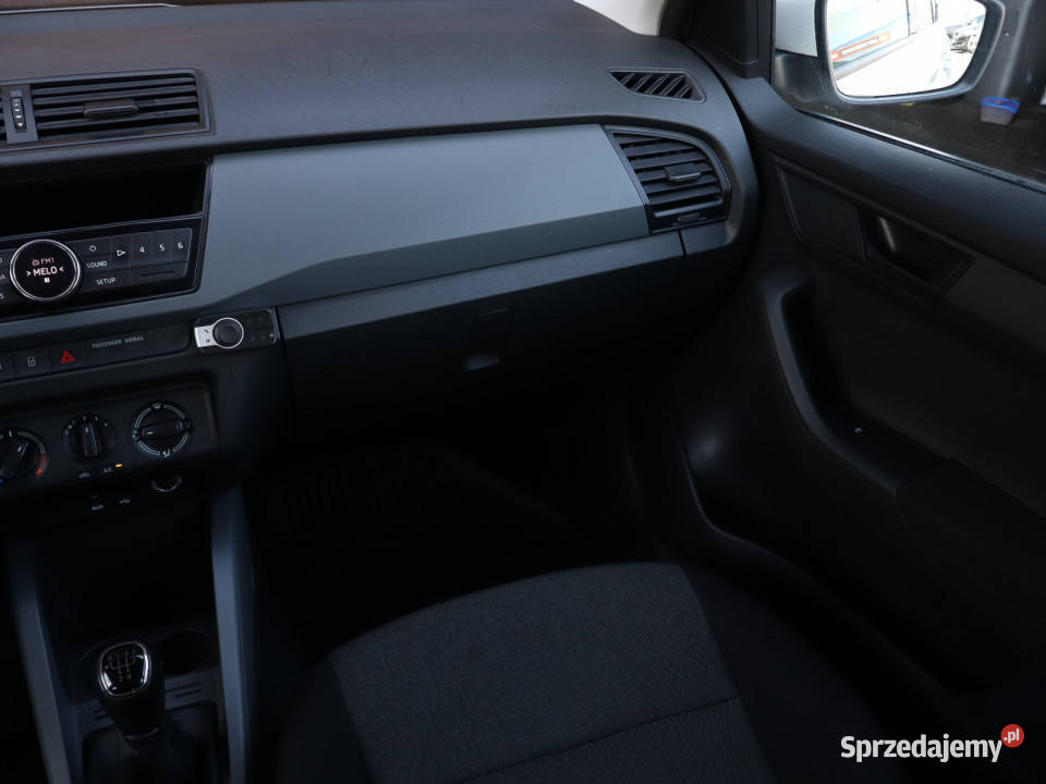 Skoda Fabia 12 TSI 147953km Bielany Wrocławskie