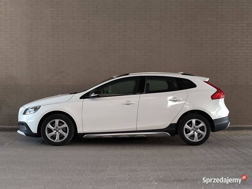 Volvo V40 Cross Country 16 D2 115 MOMENTUM Navi 1600cm3 łódzkie Wierzbowa sprzedam