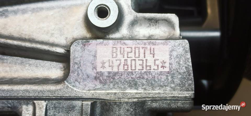 VOLVO XC40 V60 V40 SILNIK B420T4 2023 4 36003398 osobowe