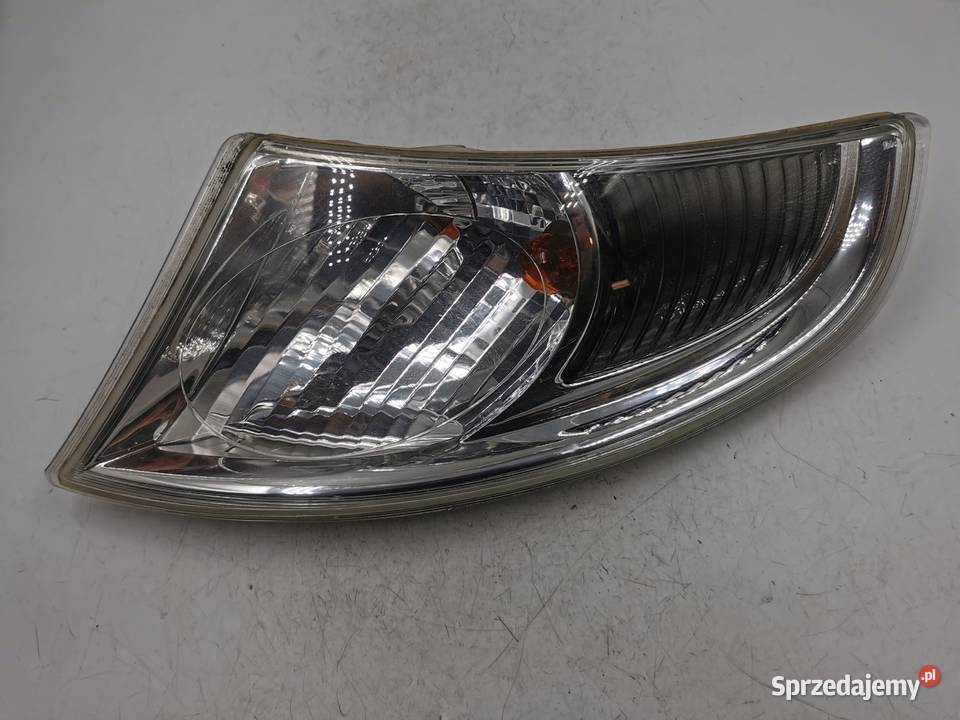 Lampa Prawy Tył Tylna Prawa Saab 95 95 II Sedan mazowieckie Wyszków