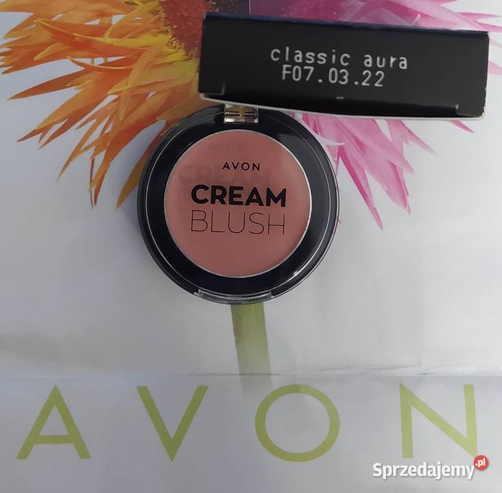 Róż do policzków w kremie classic aura AVON Warszawa