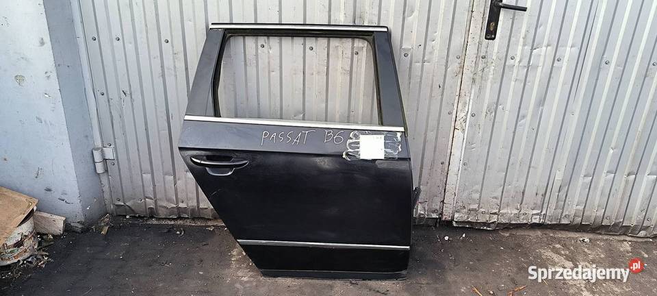 DRZWI PRAWE TYŁ VOLKSWAGEN PASSAT B6 LC5F Lipno