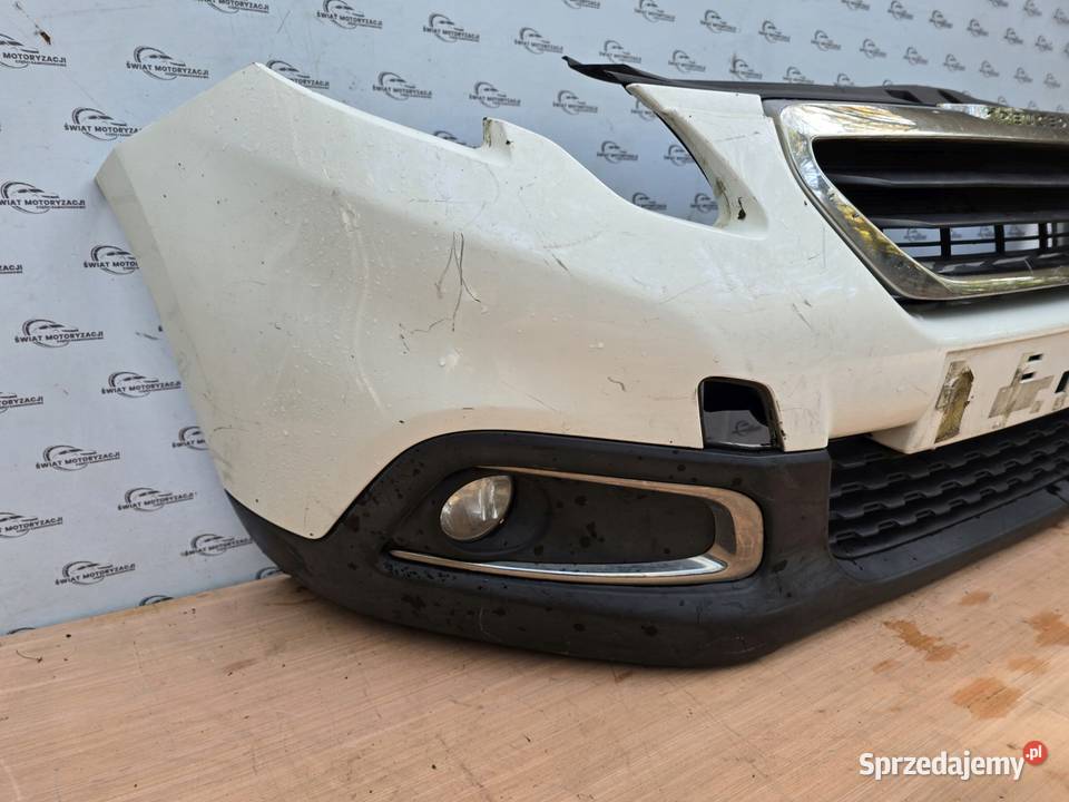 PEUGEOT 2008 I 13r zderzak przód