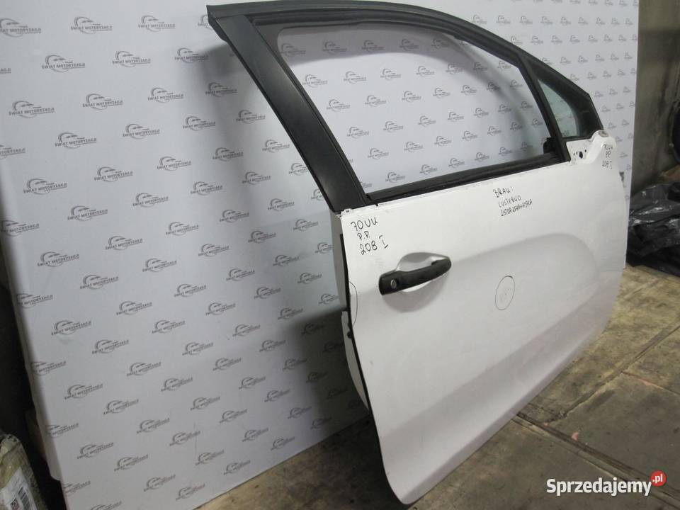 PEUGEOT 208 I 13r drzwi prawy przód osobowe