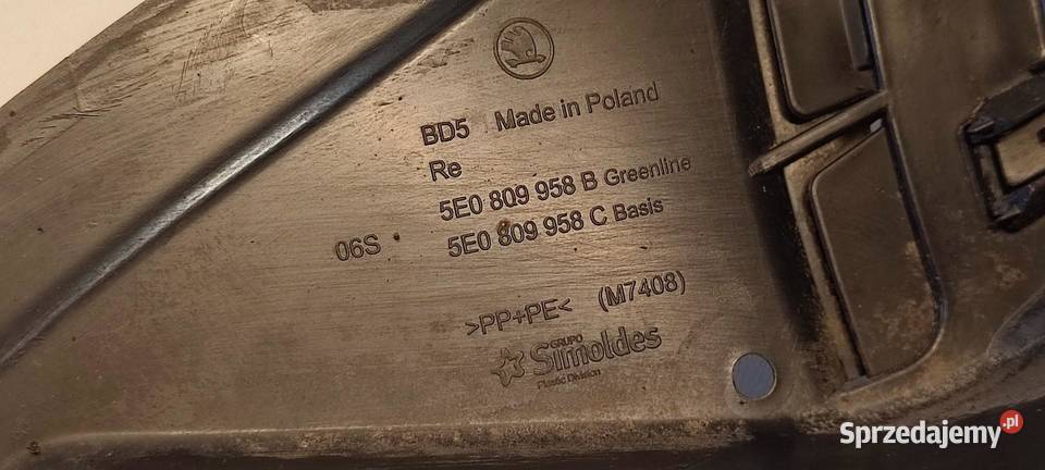 SKODA OCTAVIA III NADKOLE PRAWY PRZÓD 5E0809958B dolnośląskie