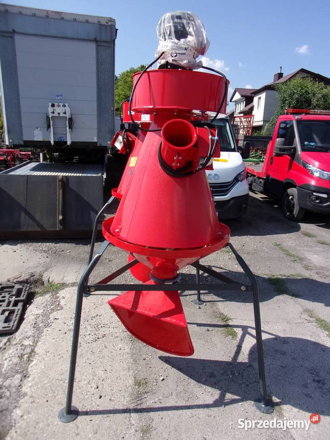 Separator ziarna M 502 POM Augustów w RadMasz Opoczno