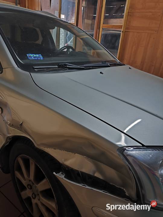 Toyota Avensis 2004 benzyna do naprawy Żyrardów