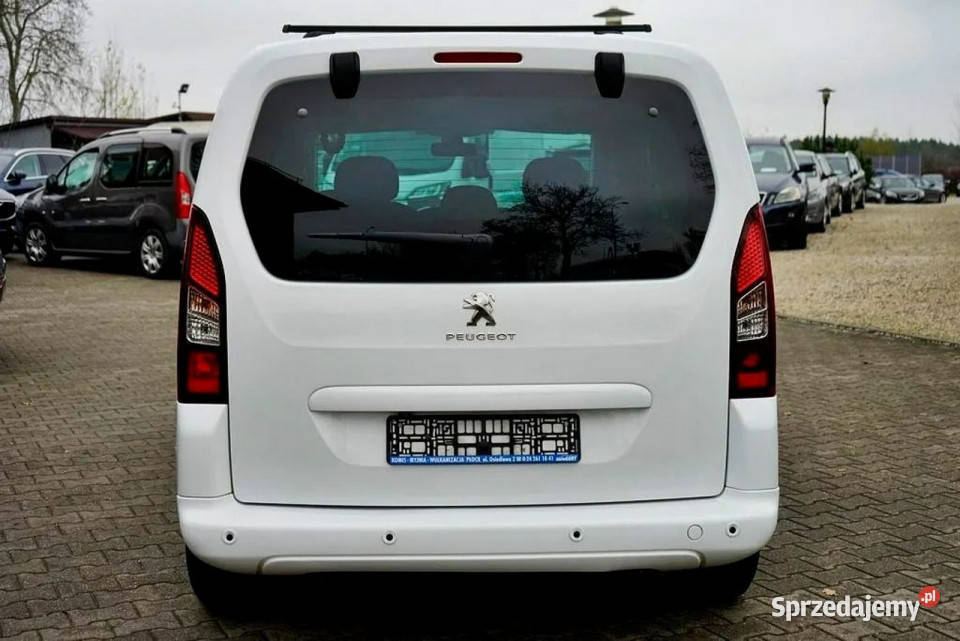 Peugeot Partner 16HDI 5 osób NAVI kamera serwis Partner mazowieckie Płock