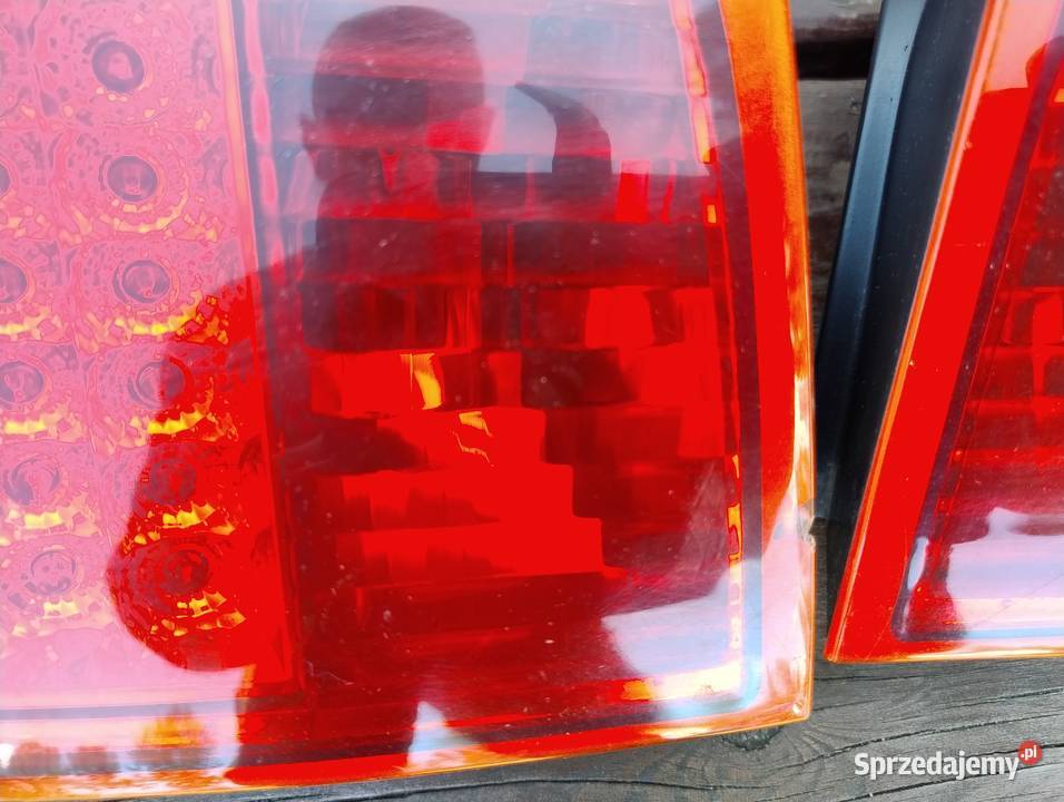 Lampa tył lewa prawa Audi A4 B6 Krośniewice