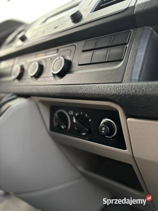 VW Transporter T6 Long 20 TDI 9 osobowy Salon 360000km Reda sprzedam