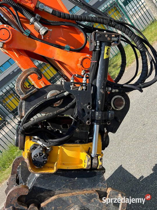 Uzywana Koparka kolowa Hitachi ZX 140