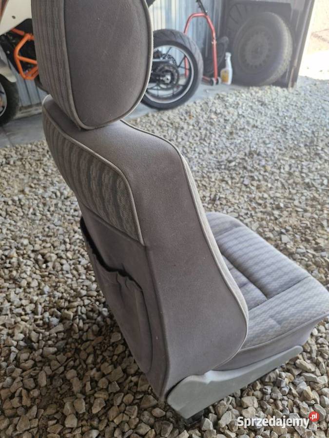 Fotel pasażera W124 Włostów