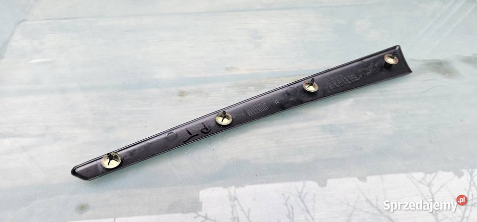 Listwa dekor drzwi prawy tył mercedes w202 sport osobowe Zbąszyń sprzedam