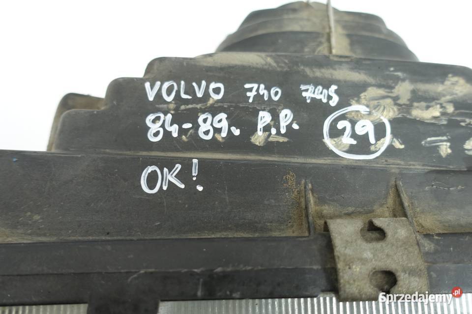 Volvo 740 760 PRZEDNIA LAMPA prawa EUROPA 3 piny Lampy przednie