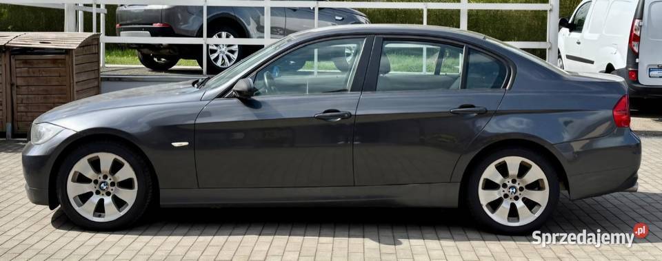 Maska zderzak błotnik klapa BMW 3 E90 E91 osobowe kujawsko-pomorskie Januszkowo