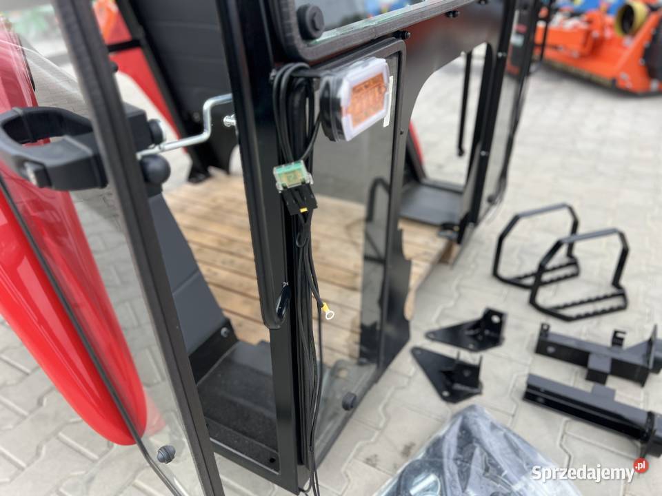 Kabina Ursus C360 C360 C330 C330 T25 błotniki Trojanów