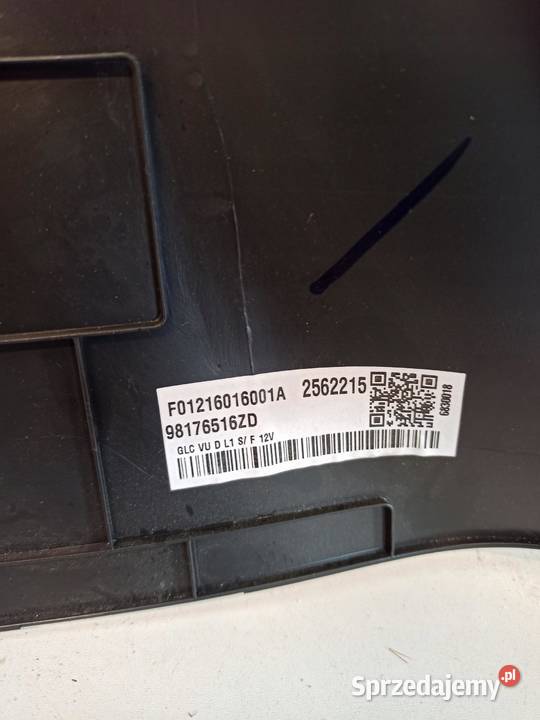 BOCZEK TAPICERKA PRAWY BERLINGO 98176516ZD Tapicerki samochodowe