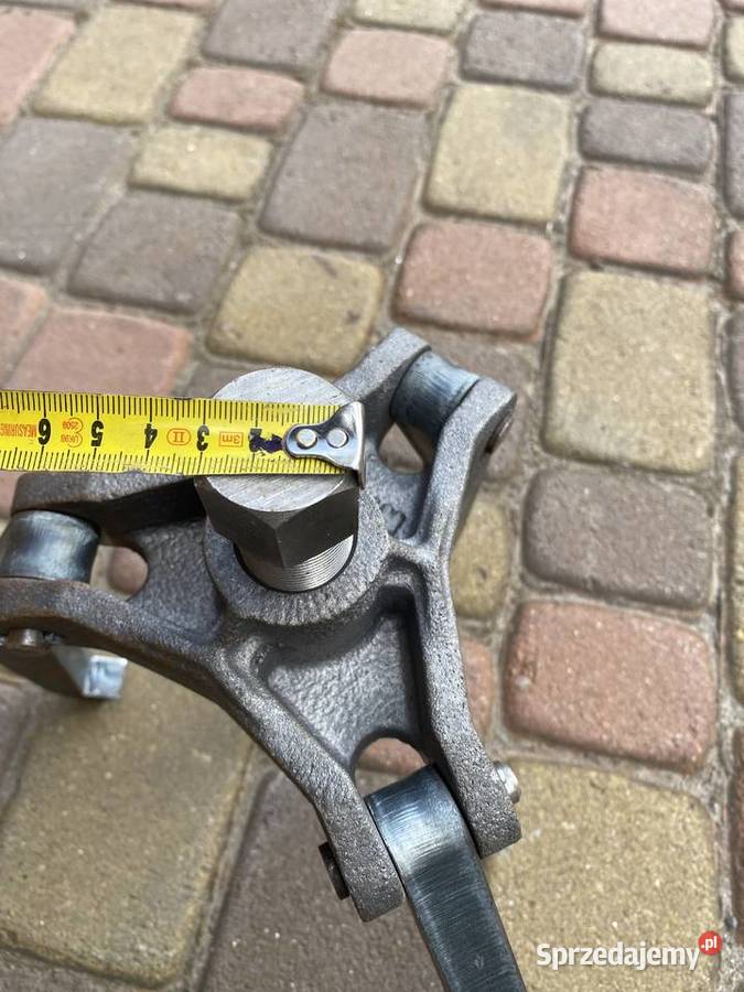 ŚCIĄGACZ ŁOŻYSK TULEI BĘBNÓW TARCZ 320mm Lubycza Królewska