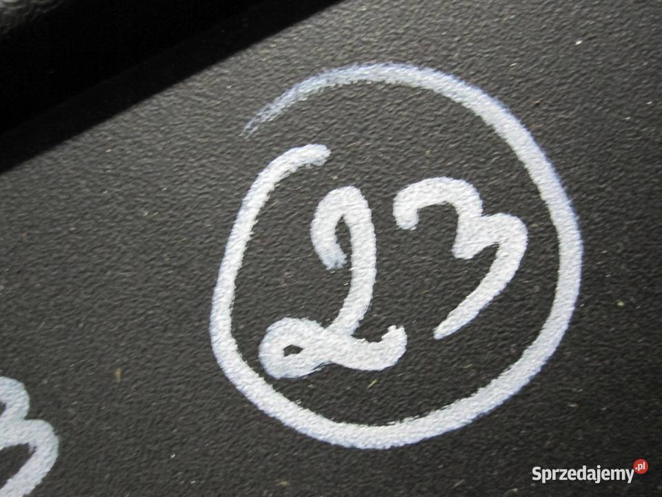 Hyundai i30 16 B G4FC 10r 125 292402B031 Osłona osobowe