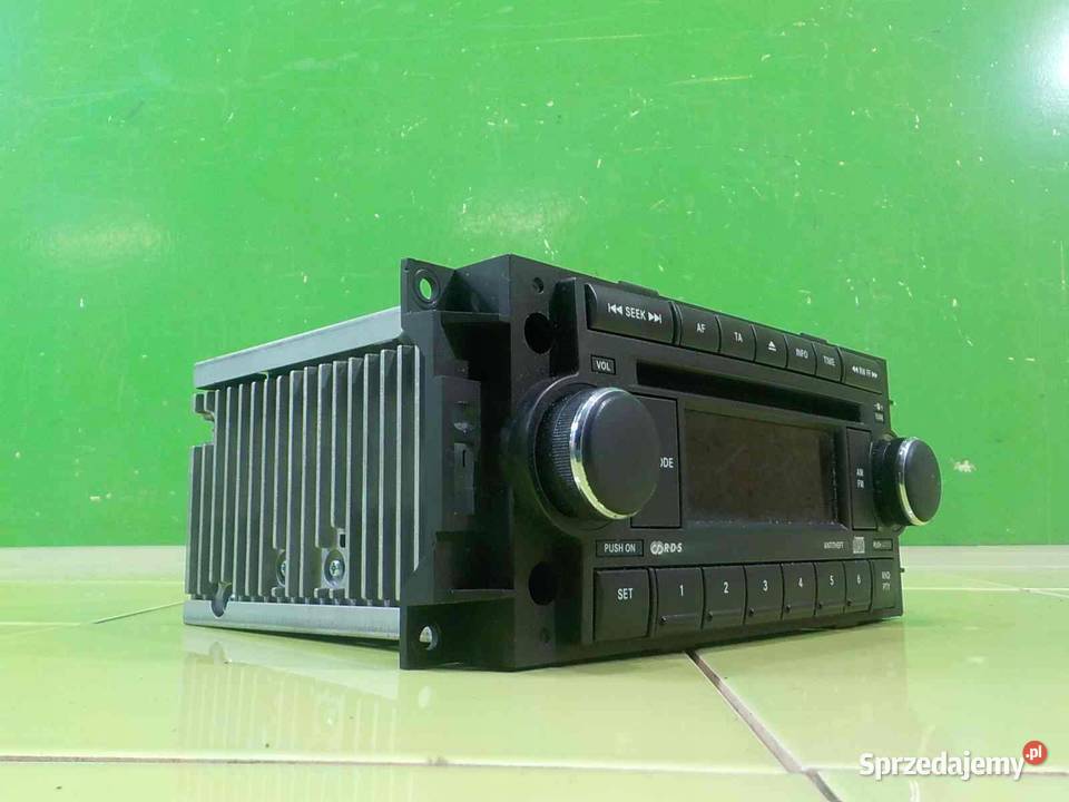 CHRYSLER 300C 30 CRD 06r SEDAN 4D radio Suków