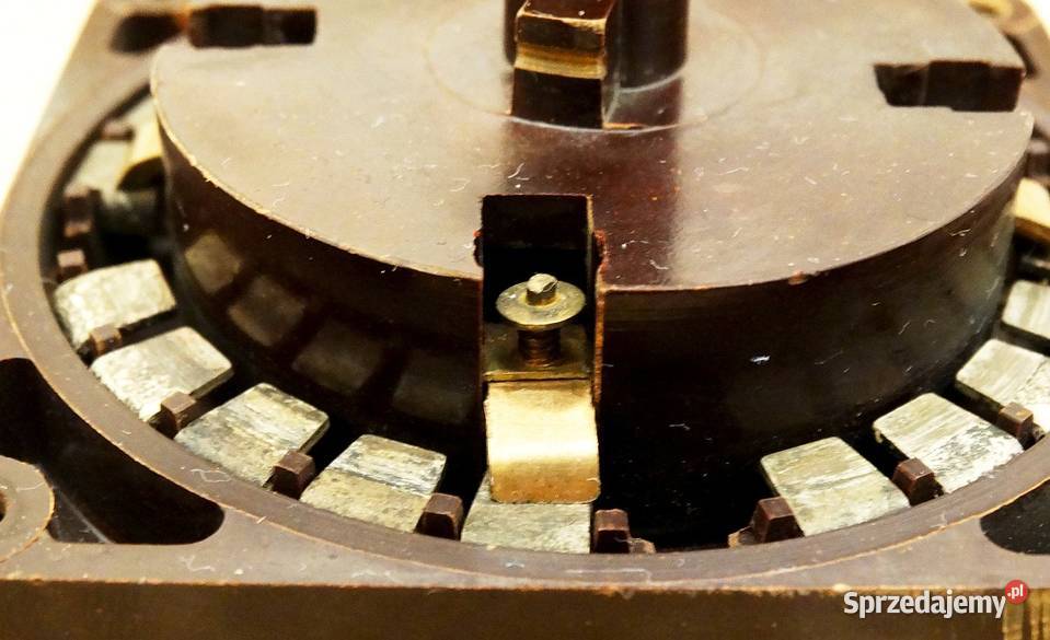 Przełącznik obrotowy 5 pozycyjny 4 sekcyjny 20 A Gliwice