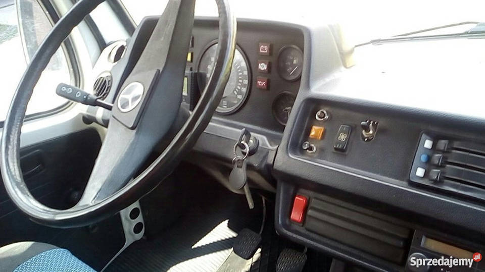 Mercedes BENZ 307 24D kaczka boczne drzwi biały Dąbrowa Godowska