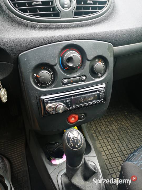 Renault clio 3 12 tce Salon Polska kupiony w Polsce dolnośląskie Wałbrzych sprzedam