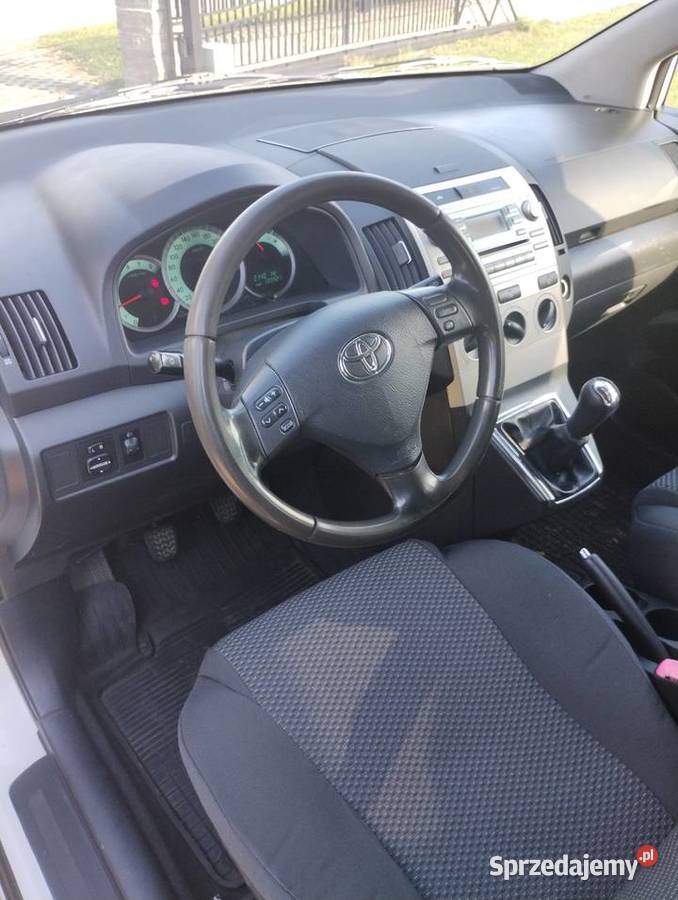 Sprzedam Toyota corolla verso 18 16v 2007 Radzyń Podlaski