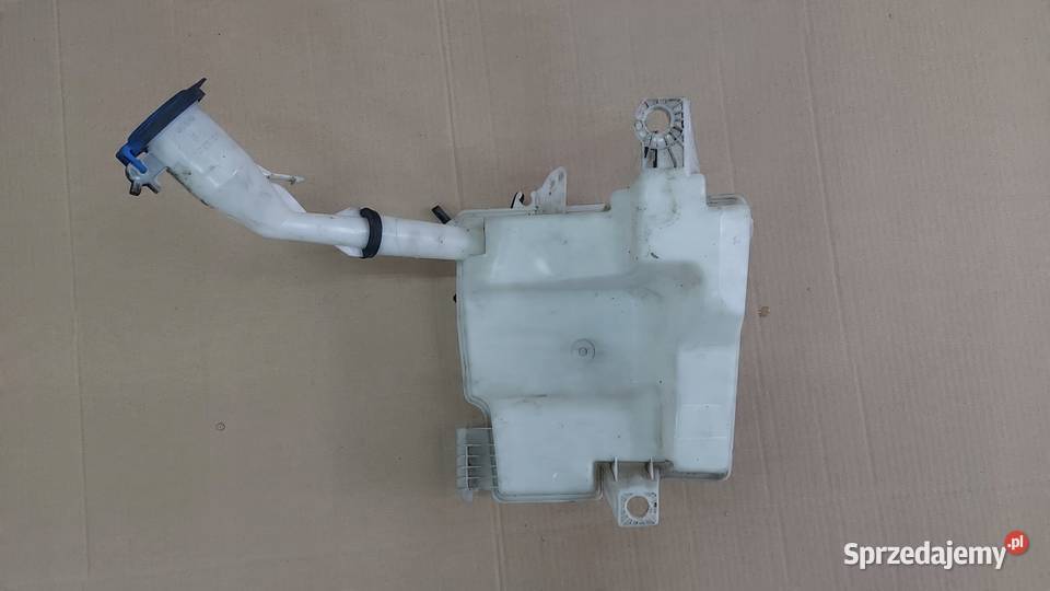 ZBIORNICZEK SPRYSKIWACZY FOCUS MK3 BV6117B613A Części samochodowe Międzychód