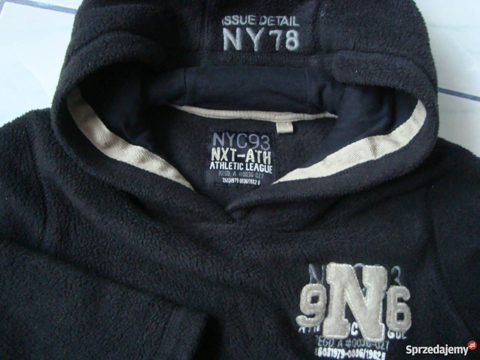 Bluza dziecięca z kapturem wkładana głowę