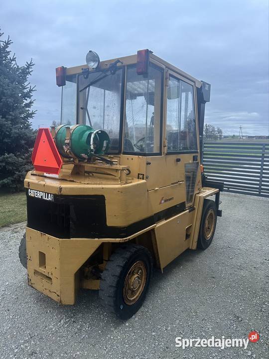 Wózek wielowy CAT 4t 42m lpg automat triplex sprzedam