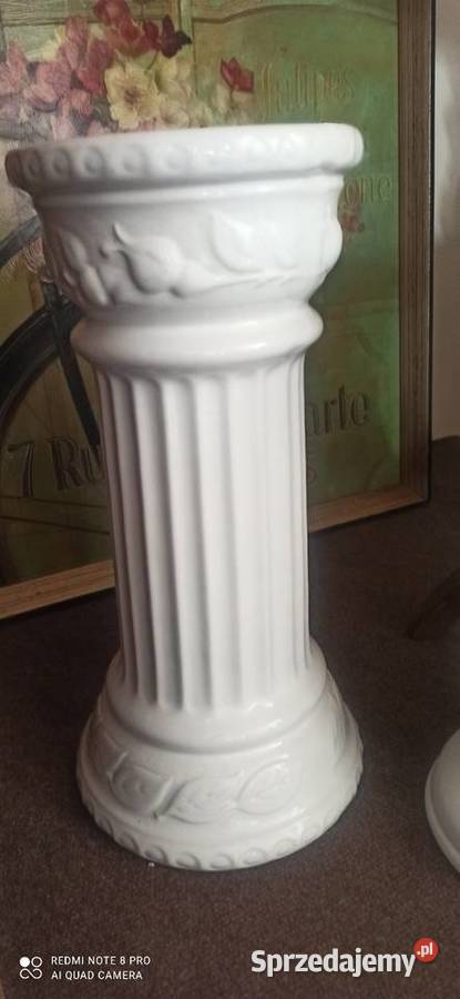 Postument ceramiczny 2 białe i w kwiatki Gdańsk